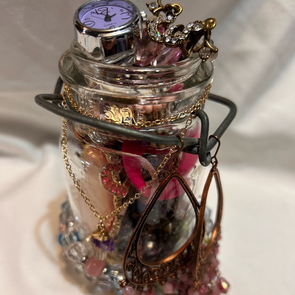 Mystery jewelry jar!!!